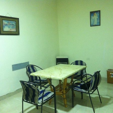 Mutaz Apartment Amman Exteriör bild